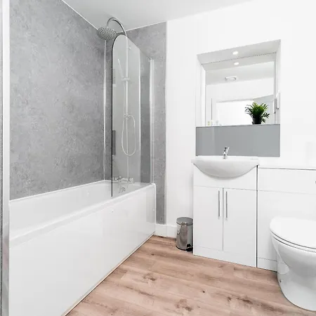 The Marson's Collection - 2 Bedroom - Balcony - Secure Parking - 4mc Birmingham