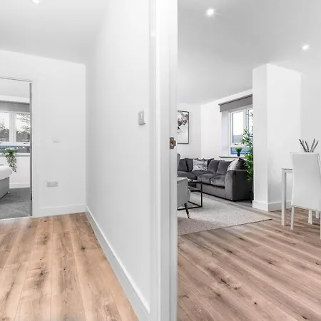 The Marson's Collection - 2 Bedroom - Balcony - Secure Parking - 4mc